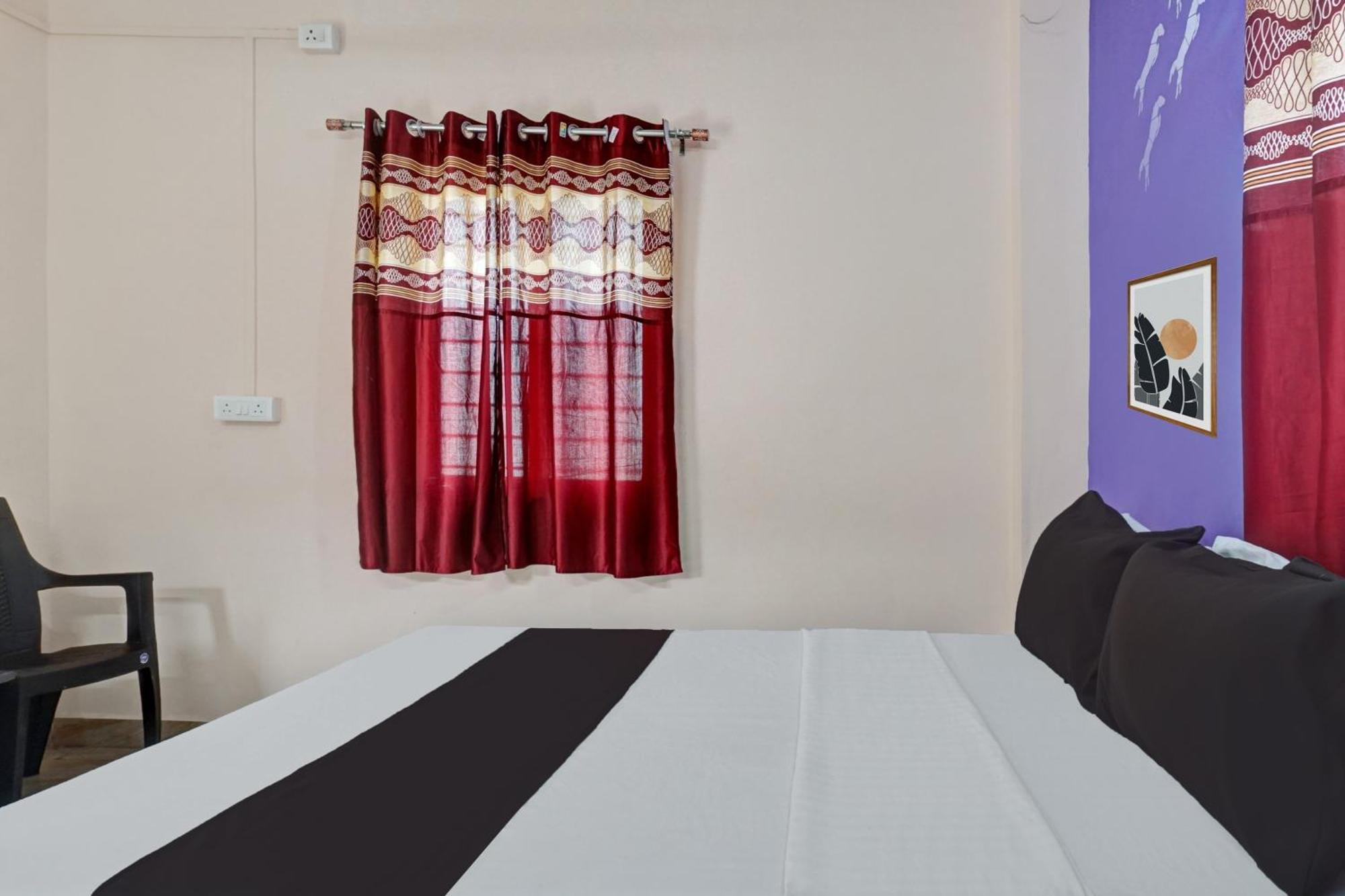 Hotel O Sky 7 Lodge Pimpalwandi Esterno foto